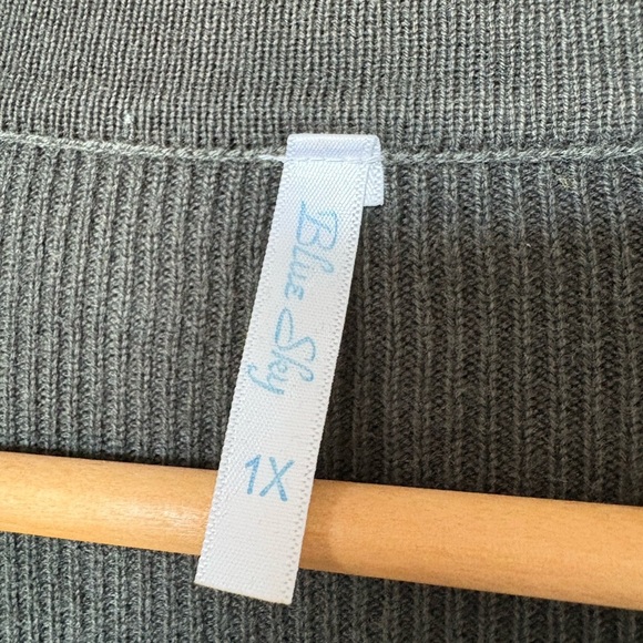 Blue Sky Bamboo/Cotton Dark Green Cardigan | Size 1X - Picture 4 of 7